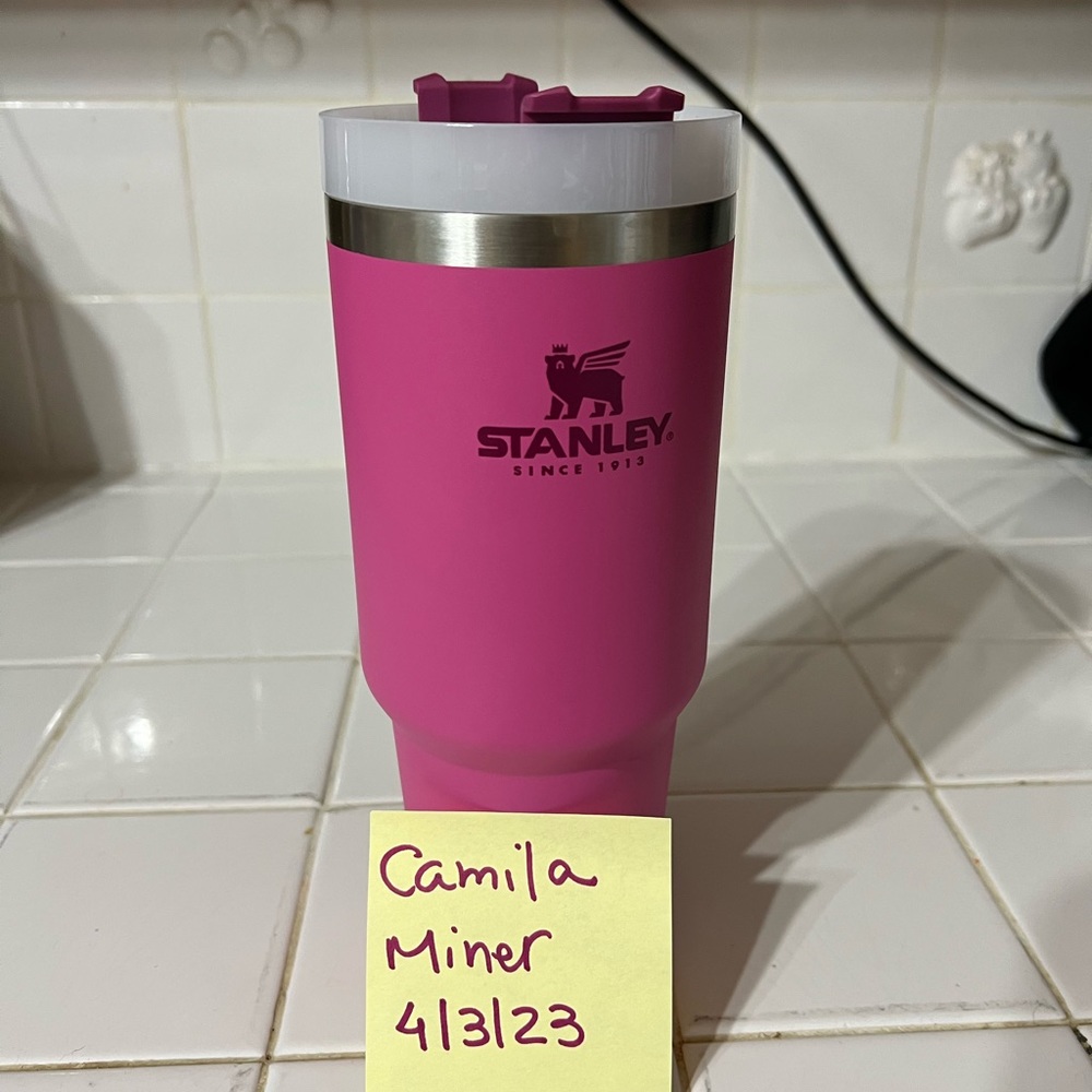 Stanley cup 30 oz no handle in color Azalea. EUC